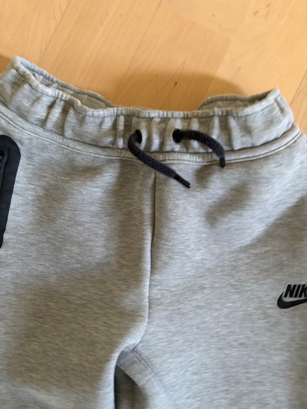 Nike Tech Fleece Gray Kids Sweatpants sz M - Picture 4 of 7